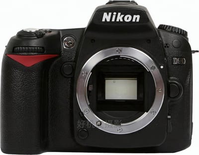 D90